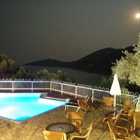 Rouda Bay Hotel Mikros Gialos Exterior foto