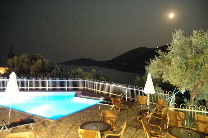 Rouda Bay Hotel Mikros Gialos Exterior foto